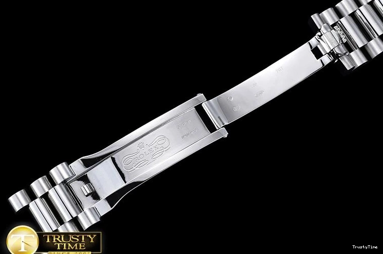 1227 RDD0203 – DayDate 40mm EasyMatch 669